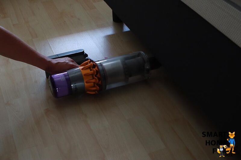 Dyson: Saugen unter dem Bett ohne Gelenkaufsatz